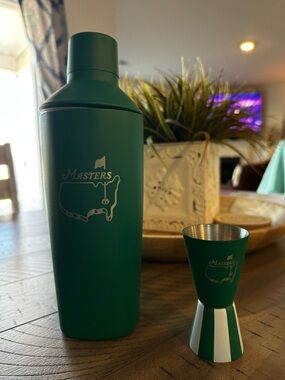 Taste Of The Masters Green Cocktail Shaker and Striped Jigger Set